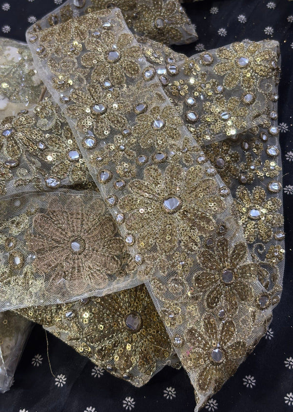 Golden Net Border